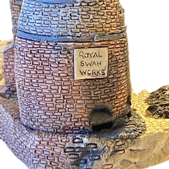 Vintage Naturecraft Figurine Royal Swan # 43 by Peter Tomlins 1985 - Picture 5 of 10